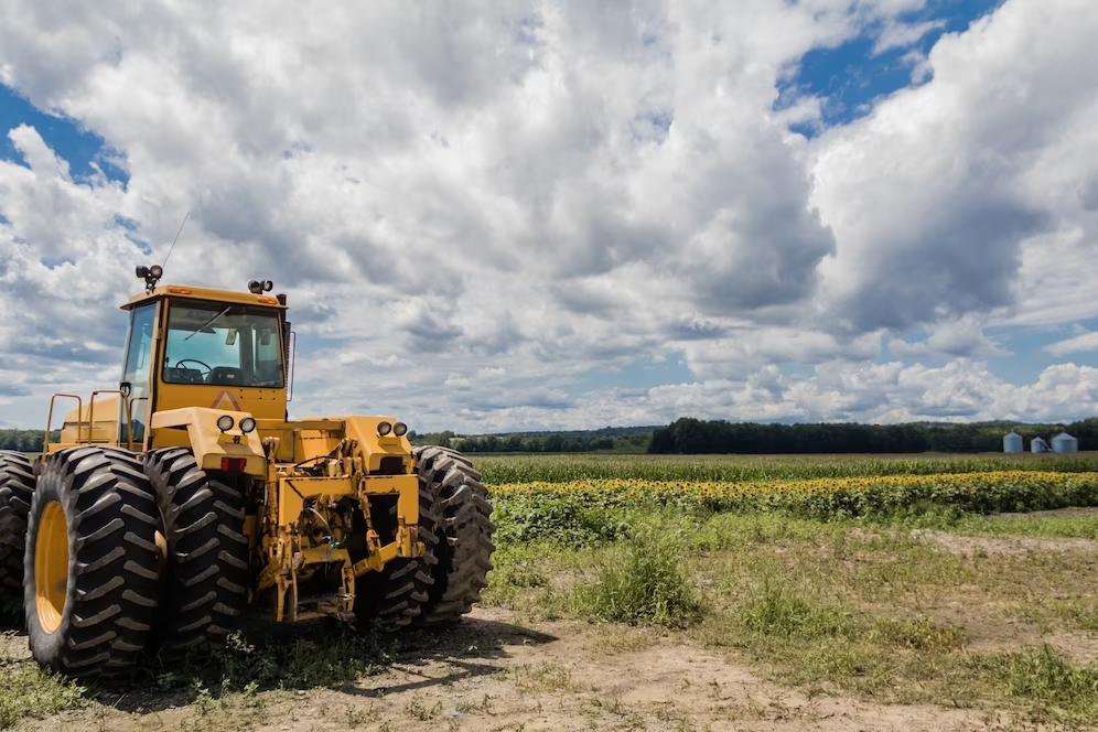 neumáticos para equipos agrícolas